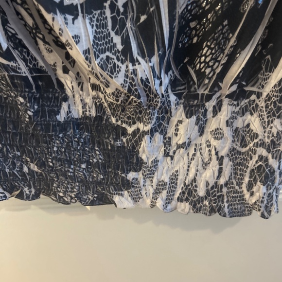 Shirt - Picture 2 of 2